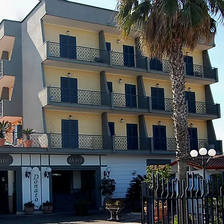 Hotel Hotel Ristorante Donato 3*