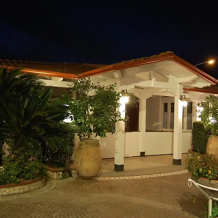 Hotel Ristorante Donato Hotel Calvizzano